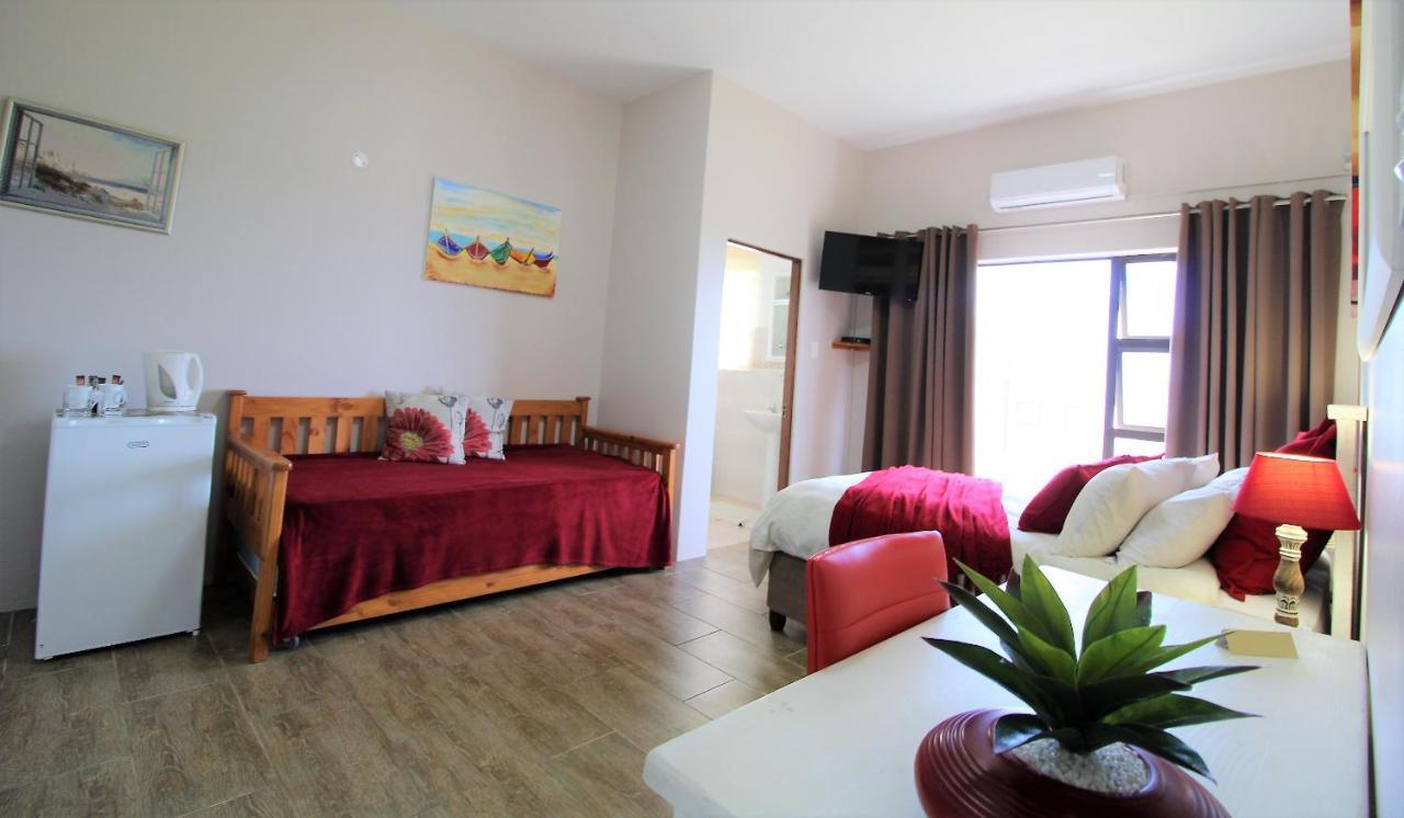 Cove View B&B Източен Лондон Екстериор снимка