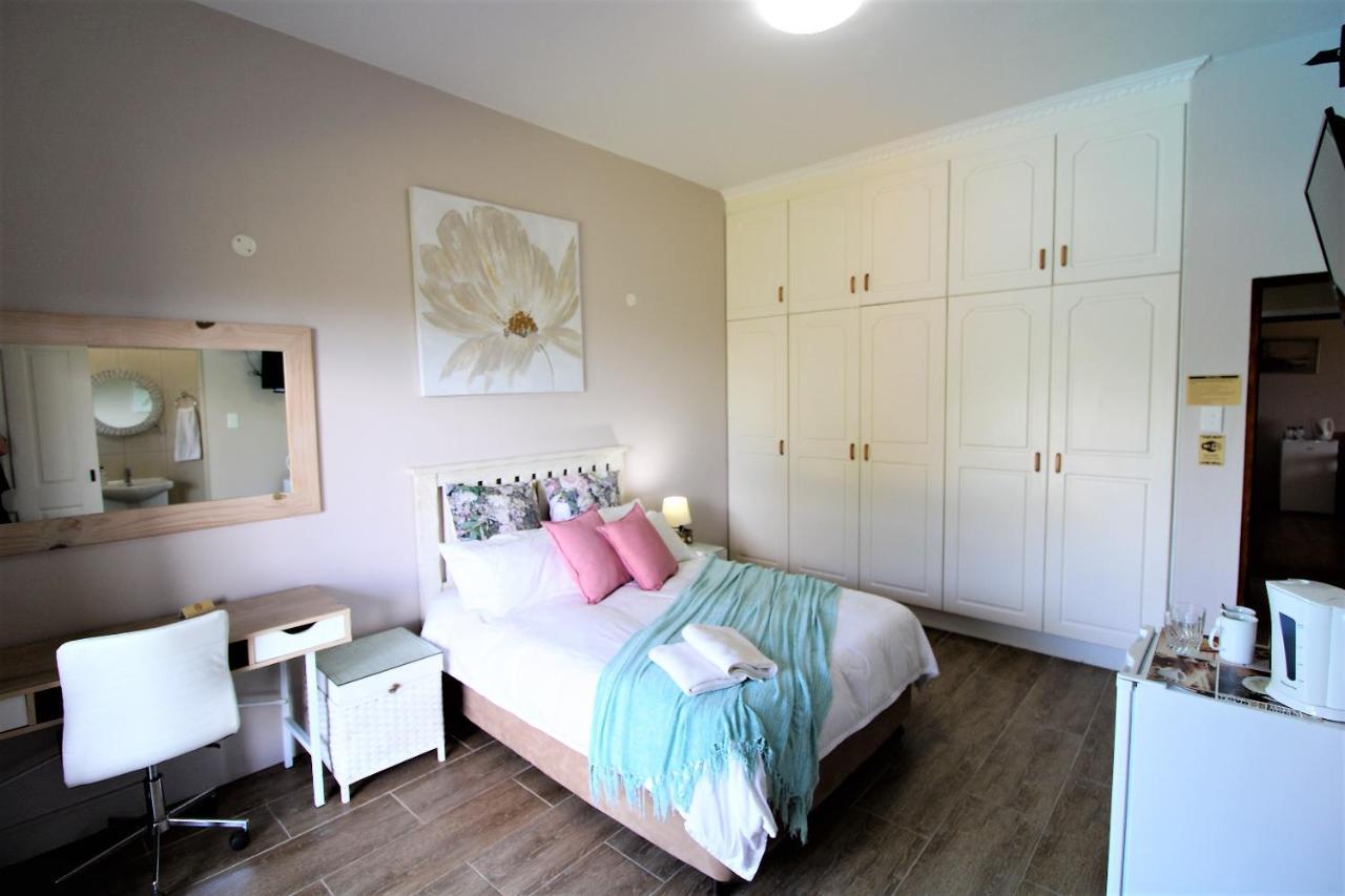 Cove View B&B Източен Лондон Екстериор снимка