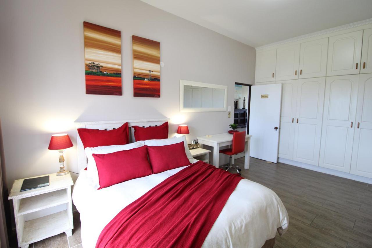 Cove View B&B Източен Лондон Екстериор снимка