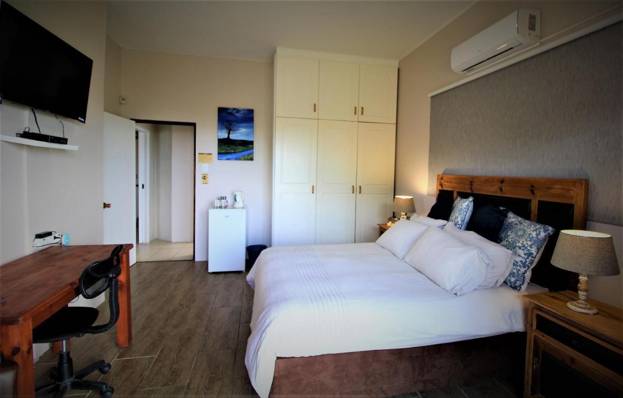 Cove View B&B Източен Лондон Екстериор снимка
