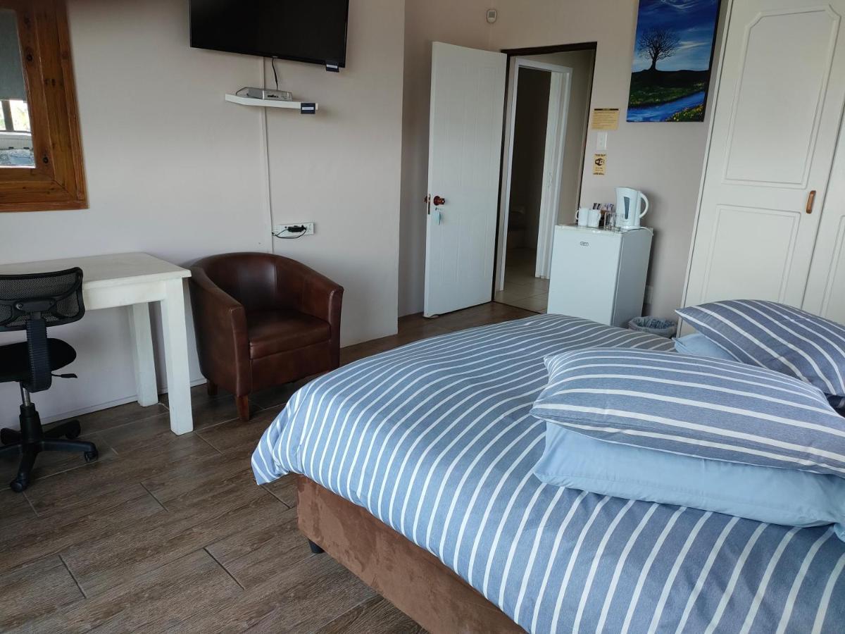 Cove View B&B Източен Лондон Екстериор снимка